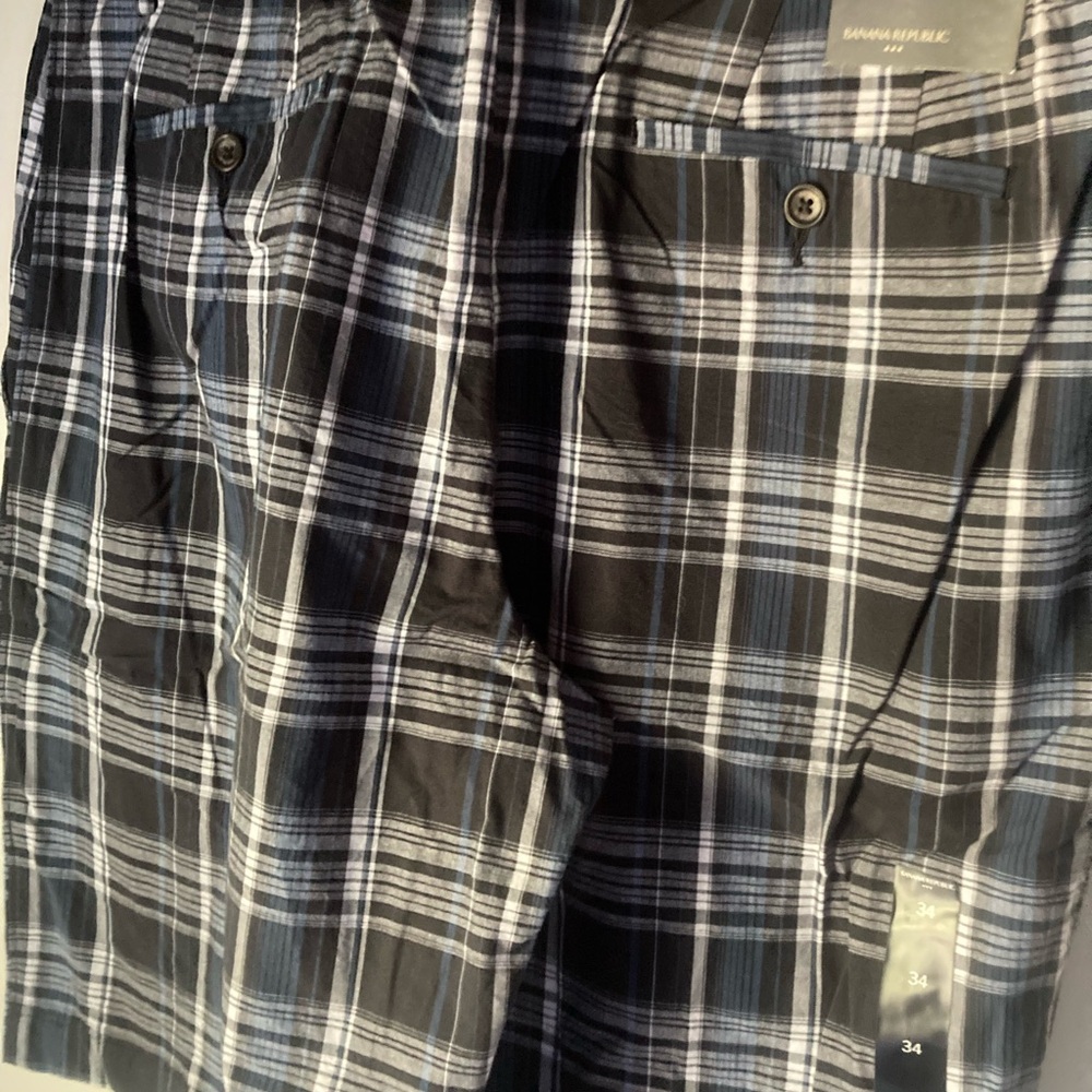 Banana Republic Plaid Shorts NWT - Picture 3 of 3